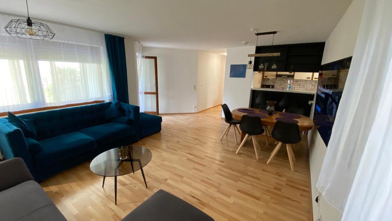 Outlet Holiday Home Metzingen  Esterno foto
